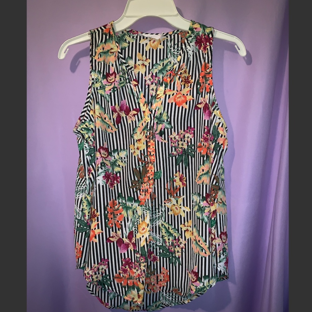**PRICE DROP** Lush | Summer Sleeveless Blouse